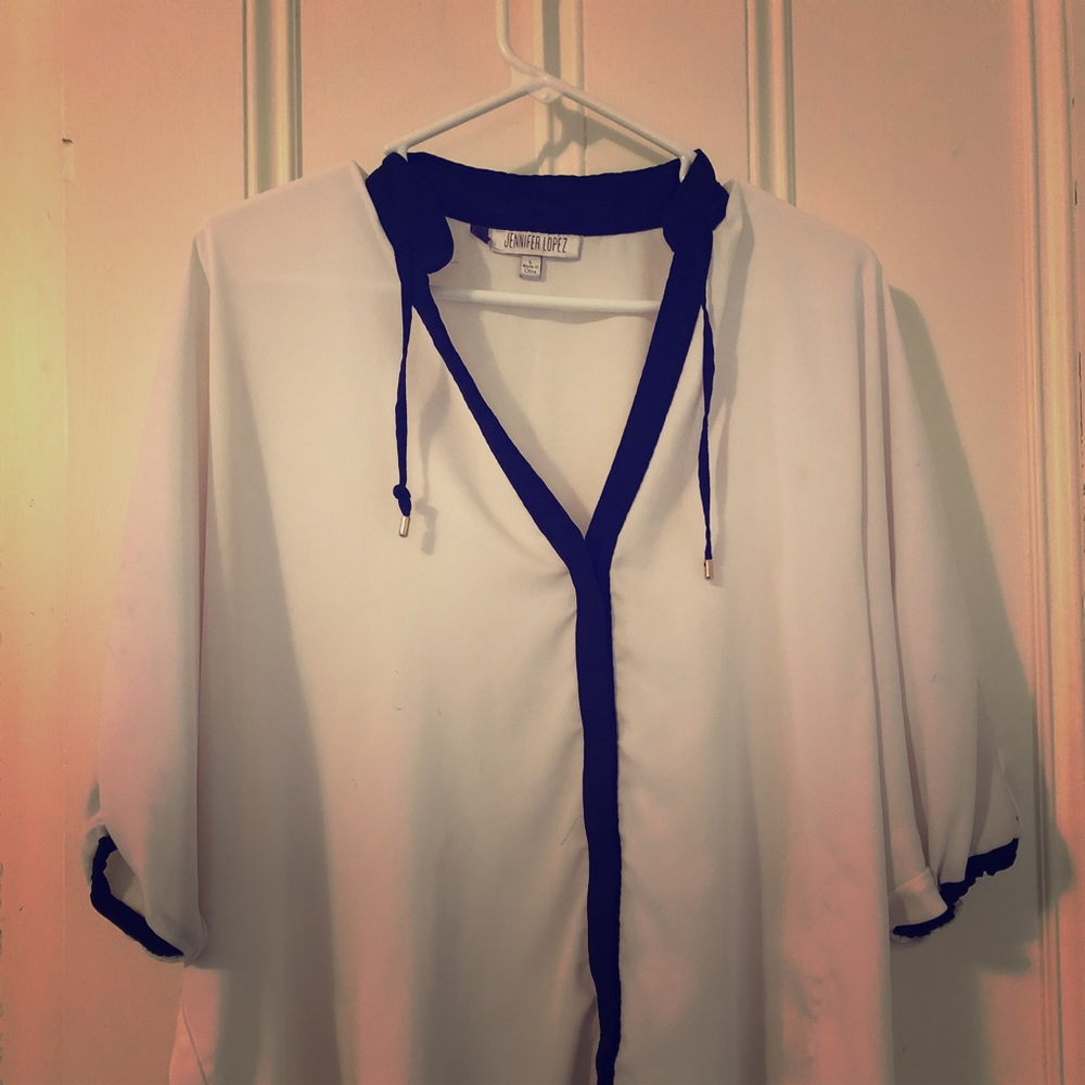 Jennifer Lopez blouse